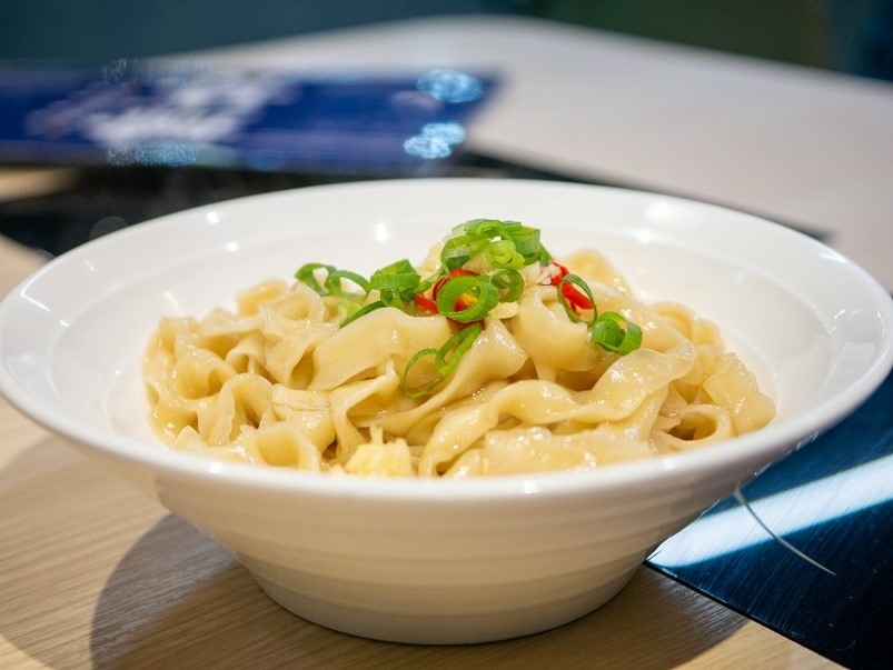 【鍋物美食】本事滿足鍋物 Good Job Pot，多種口味個人火鍋，首推微醺燒酒雞！東區美食、大安區美食