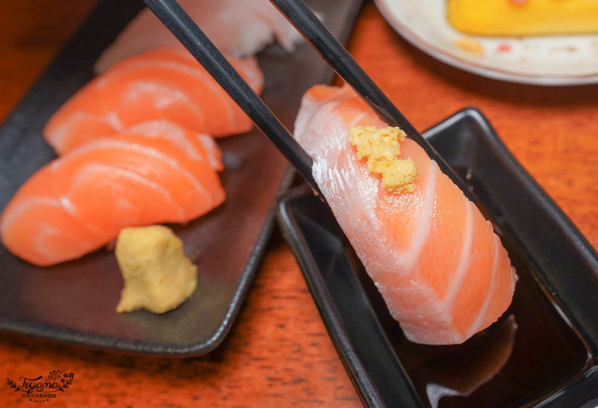 台南海鮮丼》風驛鮨味壽司丼飯專賣店,炙燒海鮮丼、炙燒握壽司,不吃生魚料理也OK~ @緹雅瑪 美食旅遊趣
