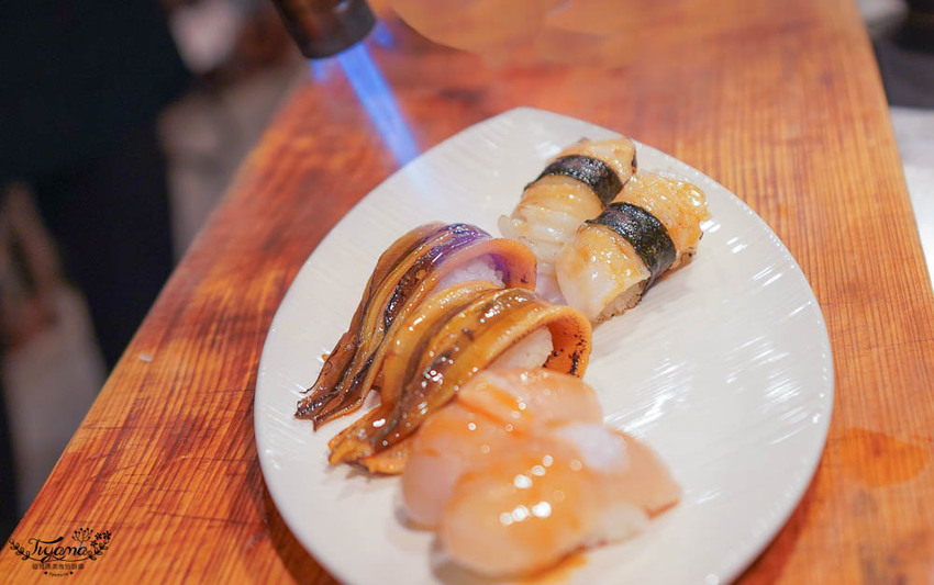 台南海鮮丼》風驛鮨味壽司丼飯專賣店,炙燒海鮮丼、炙燒握壽司,不吃生魚料理也OK~ @緹雅瑪 美食旅遊趣