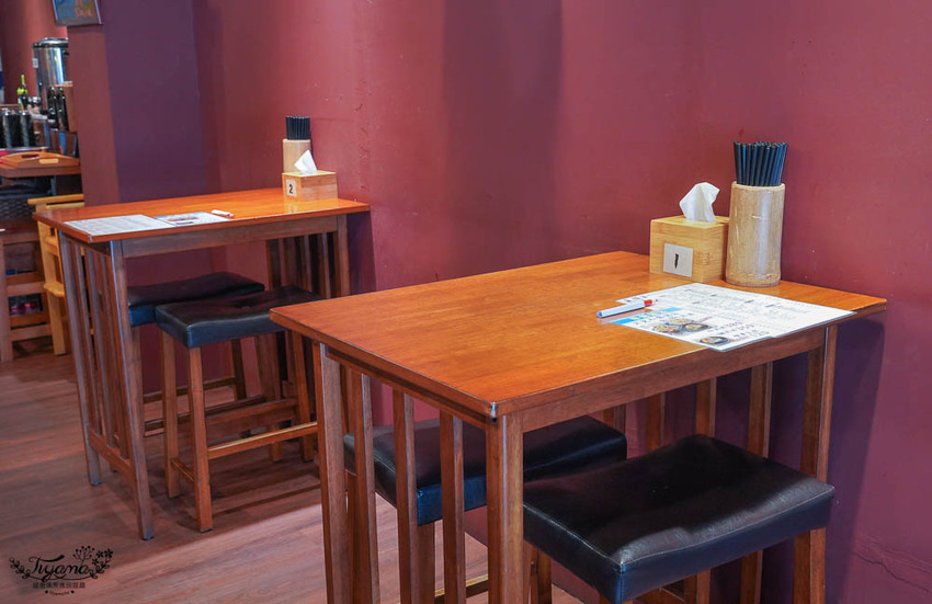 台南海鮮丼》風驛鮨味壽司丼飯專賣店,炙燒海鮮丼、炙燒握壽司,不吃生魚料理也OK~ @緹雅瑪 美食旅遊趣