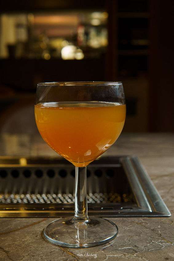 台中西區美食 逸之牛熟成炸牛燒肉,大膽使用『美國進口冷藏牛』,品質把關嚴格,肉品質、口感極佳,精誠商圈高品質炸牛燒肉。