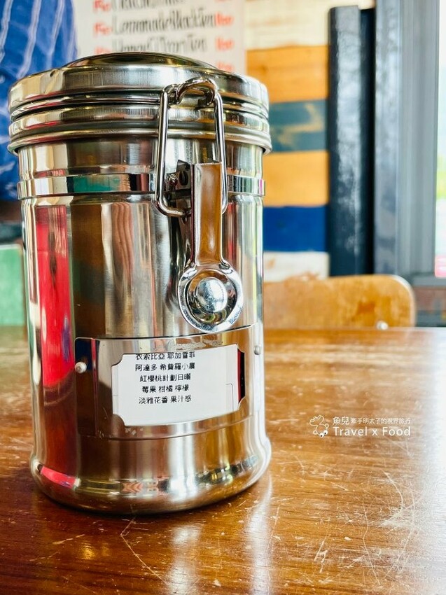 遠眺美麗海景，依傍翠綠高山，一週營業三個半天的美式復古車廂，台東都蘭咖啡車廂 @魚兒 x 牽手明太子的「視」界旅行