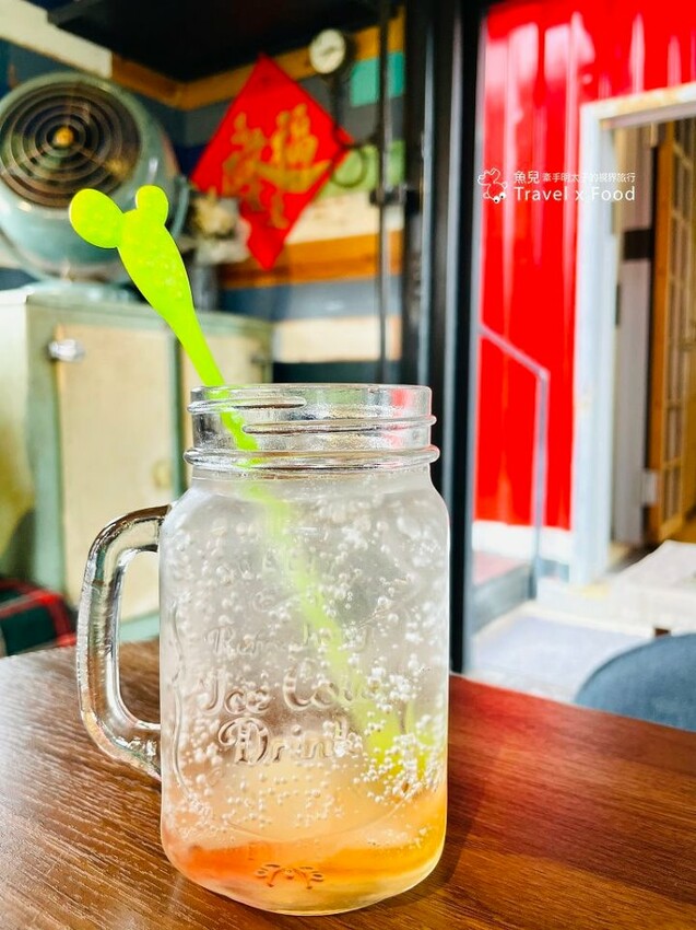 遠眺美麗海景，依傍翠綠高山，一週營業三個半天的美式復古車廂，台東都蘭咖啡車廂 @魚兒 x 牽手明太子的「視」界旅行