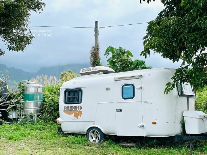 遠眺美麗海景，依傍翠綠高山，一週營業三個半天的美式復古車廂，台東都蘭咖啡車廂 @魚兒 x 牽手明太子的「視」界旅行