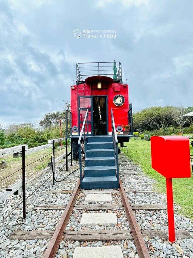 遠眺美麗海景，依傍翠綠高山，一週營業三個半天的美式復古車廂，台東都蘭咖啡車廂 @魚兒 x 牽手明太子的「視」界旅行