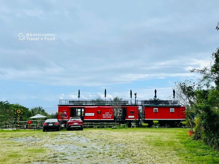 遠眺美麗海景，依傍翠綠高山，一週營業三個半天的美式復古車廂，台東都蘭咖啡車廂 @魚兒 x 牽手明太子的「視」界旅行