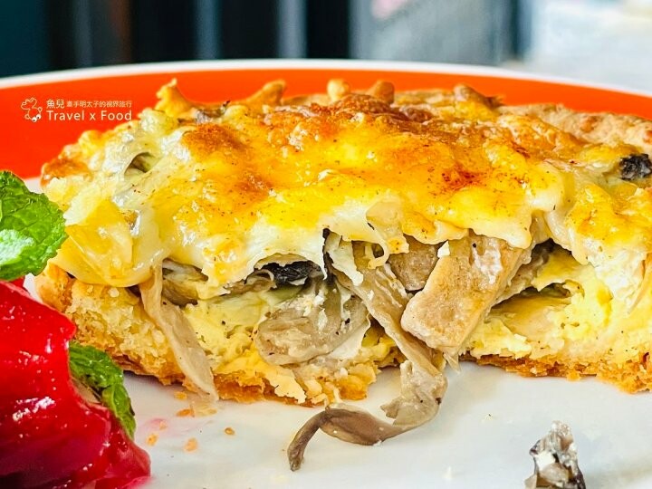 遠眺美麗海景，依傍翠綠高山，一週營業三個半天的美式復古車廂，台東都蘭咖啡車廂 @魚兒 x 牽手明太子的「視」界旅行