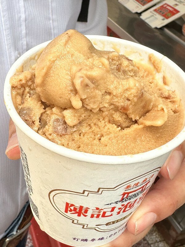 【台灣,基隆市,仁愛區】仁愛市場美食再一家,「漁人手作壽司」的海鮮丼飯新鮮又美味。(基隆美食推薦/基