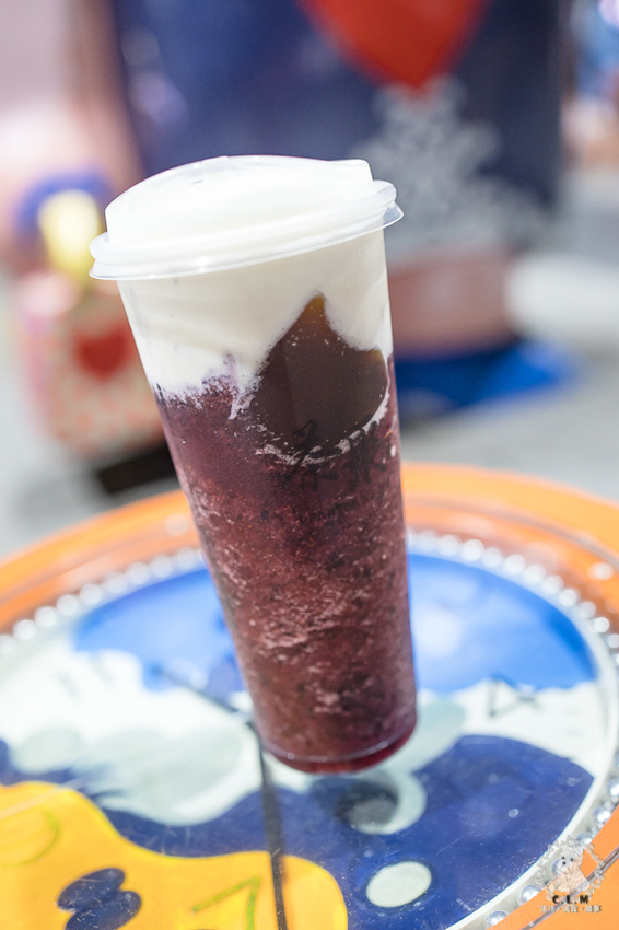 茶聚CHAGE汐止新昌店|新北汐止車站食記|新產品香片姍姍凍檸及踏雪尋莓冰沙,有特色好喝也很消暑,郵局旁離車站近又方便好停車 - 卡爾茗 C.L.M.