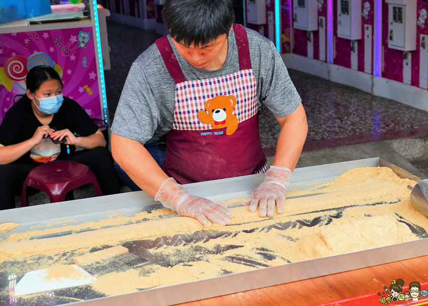 超過百坪最大廠的花鹿鹿玩具倉庫，上萬件商品、超過千樣免百元玩具生活雜貨 X 鹿港老街吃喝一把罩 - 跟著尼力吃喝玩樂＆親子生活