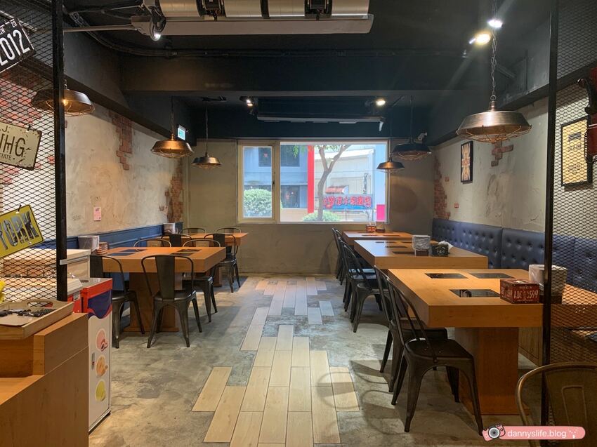 永和全新開幕火鍋！湯底每日現煮，超推！豪華又新鮮的海鮮＆肉盤～還有飲料、冰淇淋吃到飽～丹尼的吃喝玩樂～