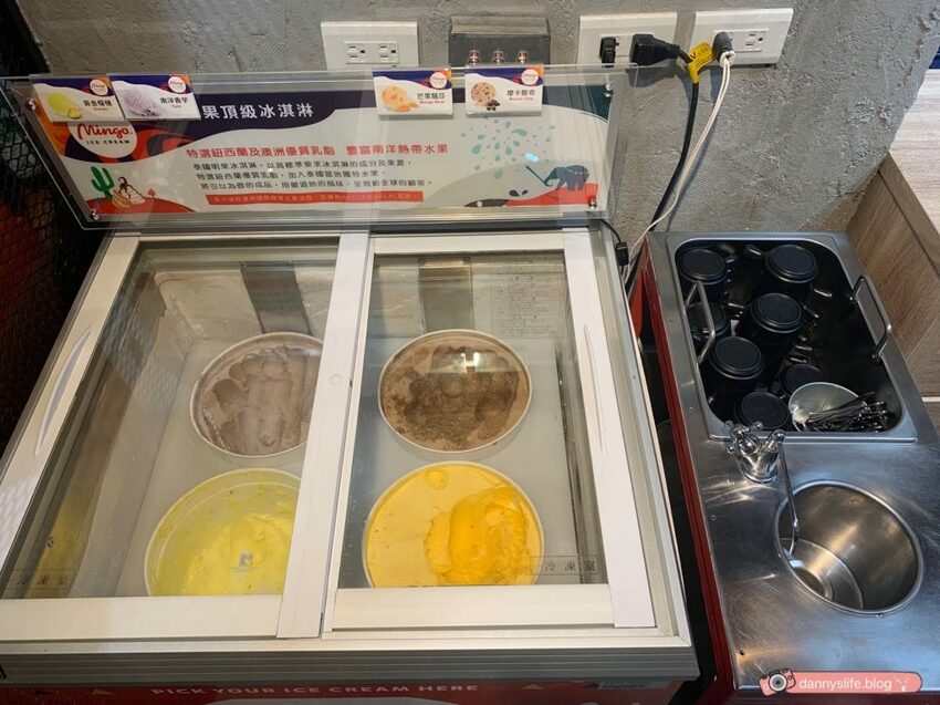 永和全新開幕火鍋！湯底每日現煮，超推！豪華又新鮮的海鮮＆肉盤～還有飲料、冰淇淋吃到飽～丹尼的吃喝玩樂～