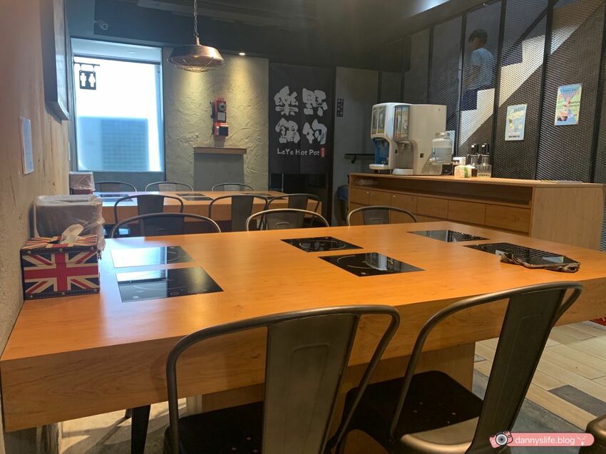 永和全新開幕火鍋！湯底每日現煮，超推！豪華又新鮮的海鮮＆肉盤～還有飲料、冰淇淋吃到飽～丹尼的吃喝玩樂～