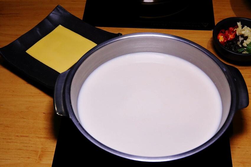 永和火鍋｜火鍋控必收藏！樂野鍋物，CP值超高的海陸雙人套餐超