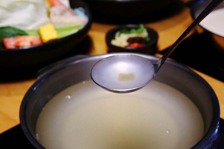 永和火鍋｜火鍋控必收藏！樂野鍋物，CP值超高的海陸雙人套餐超