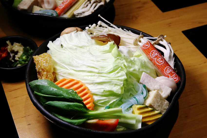永和火鍋｜火鍋控必收藏！樂野鍋物，CP值超高的海陸雙人套餐超
