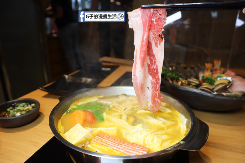 永和 樂野鍋物.永和火鍋推薦.牛奶鍋必吃.海陸雙人餐只要$799CP值高