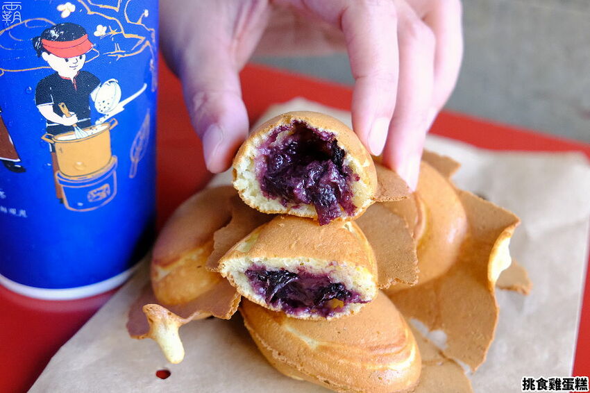 巨型雞蛋糕在這邊！挑食雞蛋糕蓬鬆軟綿有蜂蜜香，還有少見的提拉米蘇、藍莓乳酪口味！