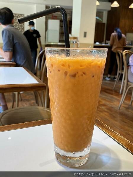 20221029_045642590_iOS-1