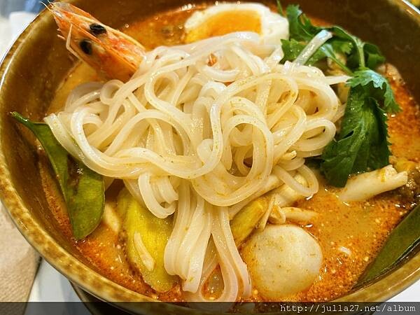 20221029_050513833_iOS-1