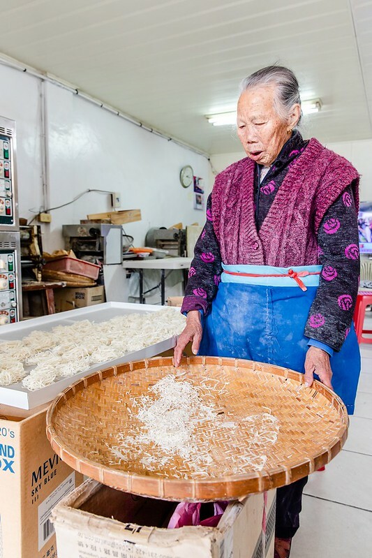 【馬祖-北竿美食】阿婆魚麵.十二道工法傳承一甲子+老酒炒魚麵(好口味風味小吃)