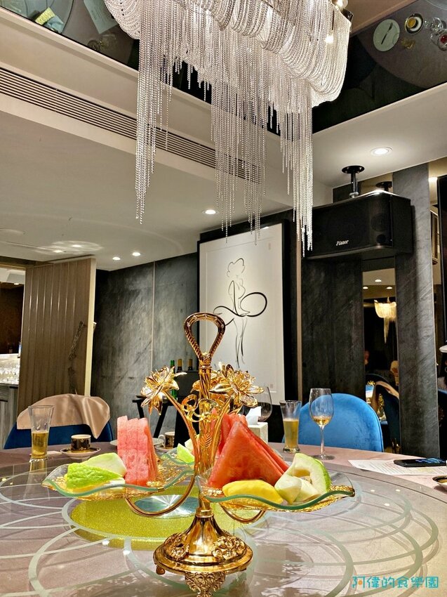 【忠孝復興】東方富御精緻料理-網評4.4星的豪華浮誇的精緻中菜,驚豔好吃、價格實惠,母親節全家宴請媽媽最適合!