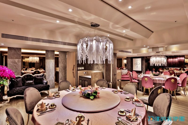 【忠孝復興】東方富御精緻料理-網評4.4星的豪華浮誇的精緻中菜,驚豔好吃、價格實惠,母親節全家宴請媽媽最適合!