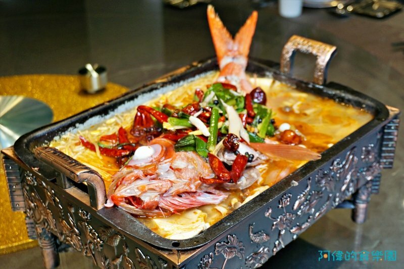 【忠孝復興】東方富御精緻料理-網評4.4星的豪華浮誇的精緻中菜,驚豔好吃、價格實惠,母親節全家宴請媽媽最適合!