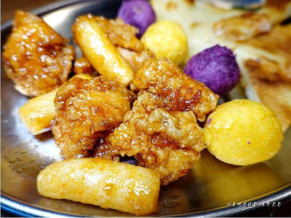 韓式蜜醬雞塊-阿豬媽韓式烤肉吃到飽新店捷運站店 (2).jpg