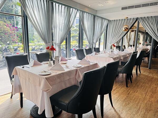 ★台北餐廳推薦★老字號經典牛排館『雅室牛排-仁愛圓環店』,情 ★台北餐廳推薦★老字號經典牛排館『雅室牛排-仁愛圓環店』,情