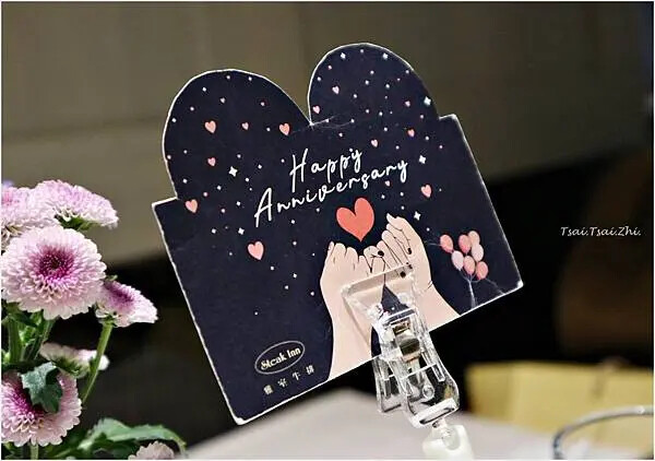 [台北大安]雅室牛排 仁愛圓環店|招牌海陸：蒸烤加拿大活龍蝦