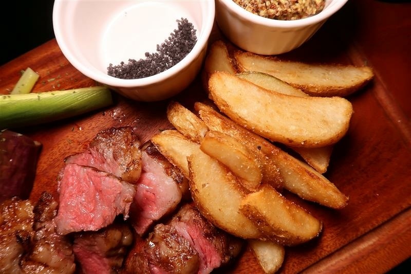 天母餐酒館 IcoNiq bistro 慶生 包廂 唱歌 078.jpg