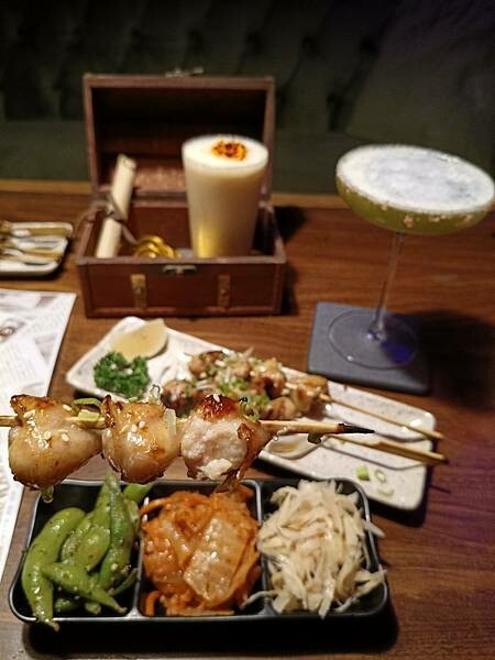 台北美食推薦-【AQUA Lounge酒吧】-串燒創意美食/ 台北美食推薦-【AQUA Lounge酒吧】-串燒創意美食/