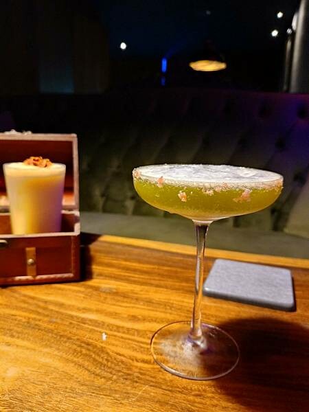 台北美食推薦-【AQUA Lounge酒吧】-串燒創意美食/ 台北美食推薦-【AQUA Lounge酒吧】-串燒創意美食/