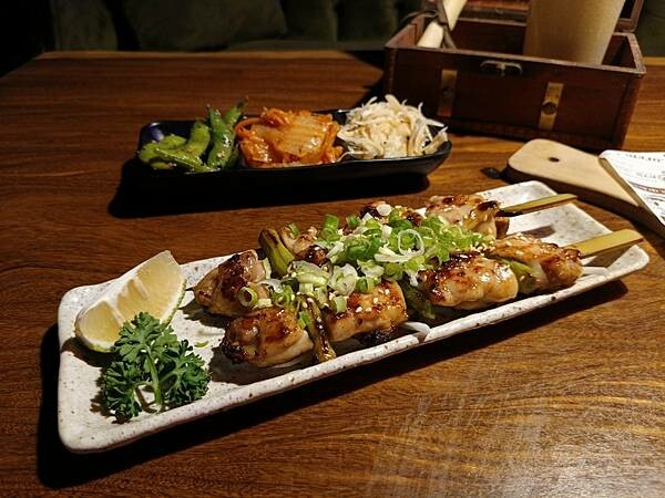 台北美食推薦-【AQUA Lounge酒吧】-串燒創意美食/ 台北美食推薦-【AQUA Lounge酒吧】-串燒創意美食/