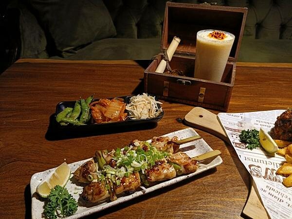 台北美食推薦-【AQUA Lounge酒吧】-串燒創意美食/ 台北美食推薦-【AQUA Lounge酒吧】-串燒創意美食/