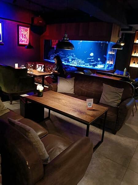 台北美食推薦-【AQUA Lounge酒吧】-串燒創意美食/ 台北美食推薦-【AQUA Lounge酒吧】-串燒創意美食/