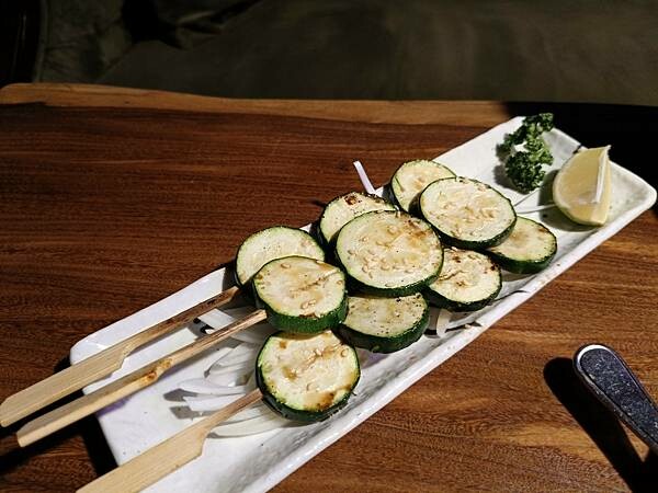 台北美食推薦-【AQUA Lounge酒吧】-串燒創意美食/ 台北美食推薦-【AQUA Lounge酒吧】-串燒創意美食/