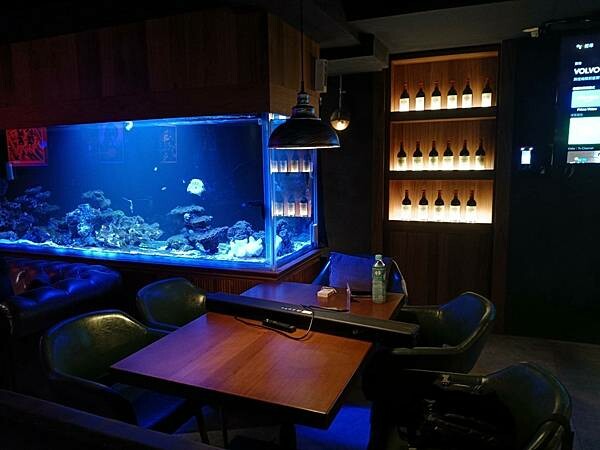 台北美食推薦-【AQUA Lounge酒吧】-串燒創意美食/ 台北美食推薦-【AQUA Lounge酒吧】-串燒創意美食/