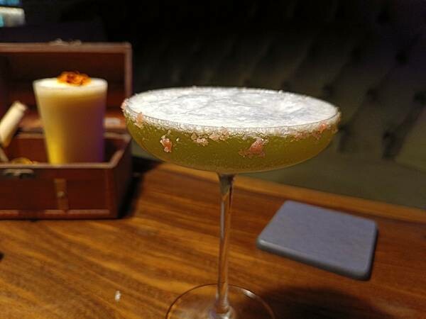 台北美食推薦-【AQUA Lounge酒吧】-串燒創意美食/ 台北美食推薦-【AQUA Lounge酒吧】-串燒創意美食/