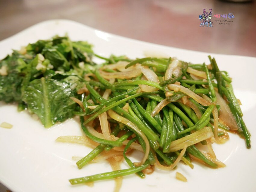 三峽老街附近的鐵板燒~白飯、味噌湯吃到飽！脆皮雞腿排便宜又好吃，和牛海陸雙人餐不用1500元！