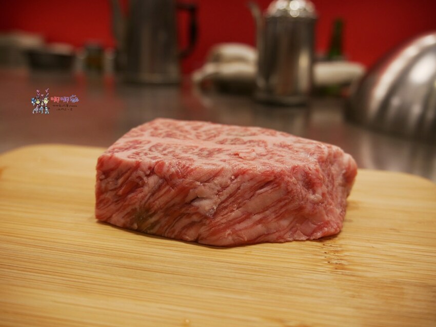 三峽老街附近的鐵板燒~白飯、味噌湯吃到飽！脆皮雞腿排便宜又好吃，和牛海陸雙人餐不用1500元！