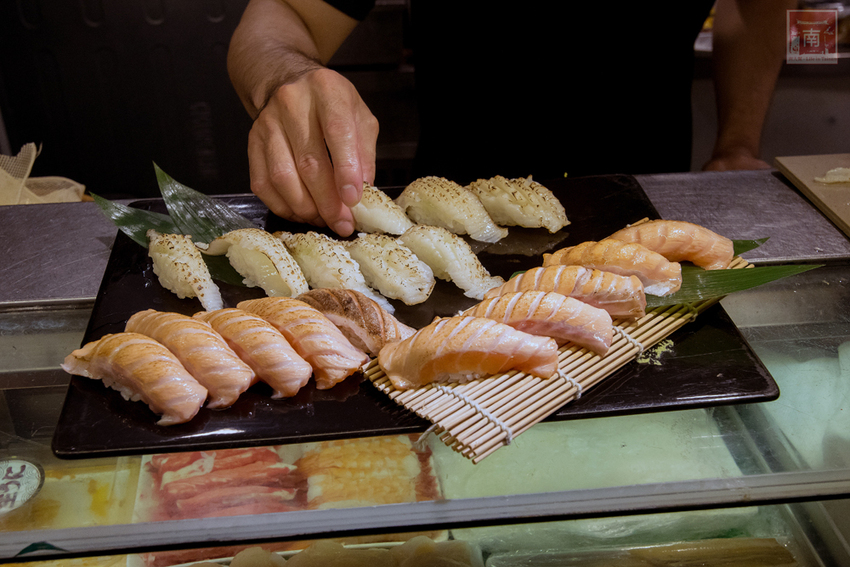 【臺南年菜】14道日式年菜任你搭｜最道地最經典的日式年菜｜隨您選任您挑滿足不同需求｜日式料理年菜外賣.內用｜平常日也有供應~~聚樂海鮮居食屋 - 南人幫