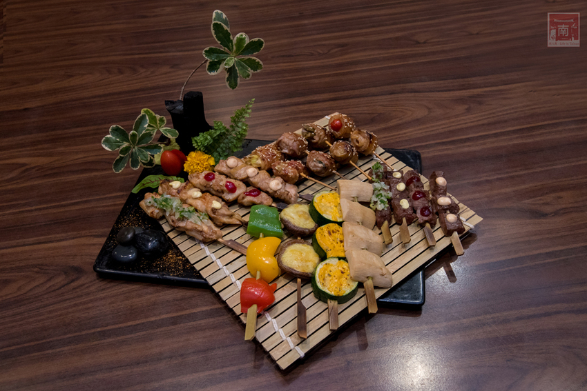 【臺南年菜】14道日式年菜任你搭｜最道地最經典的日式年菜｜隨您選任您挑滿足不同需求｜日式料理年菜外賣.內用｜平常日也有供應~~聚樂海鮮居食屋 - 南人幫