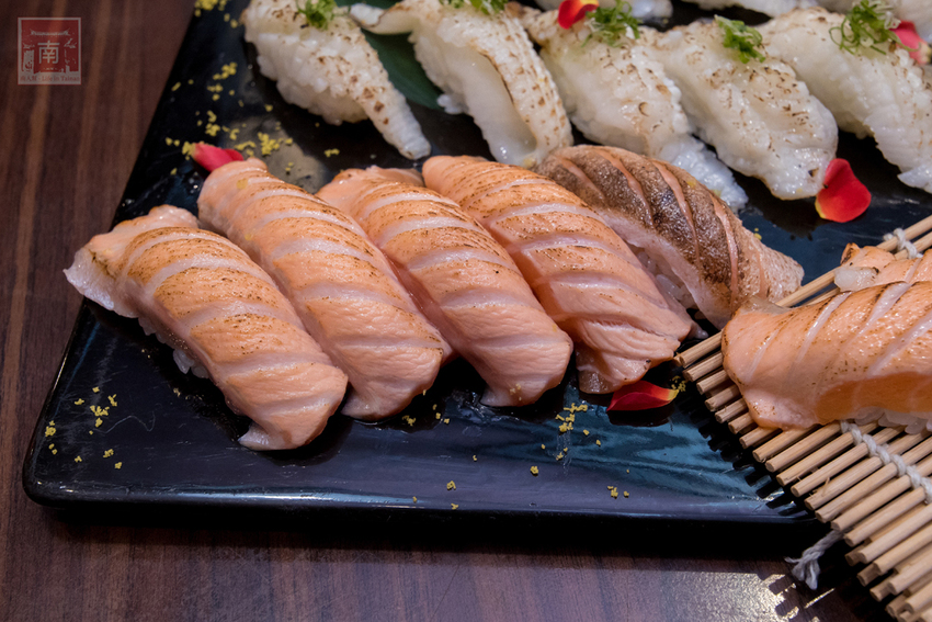 【臺南年菜】14道日式年菜任你搭｜最道地最經典的日式年菜｜隨您選任您挑滿足不同需求｜日式料理年菜外賣.內用｜平常日也有供應~~聚樂海鮮居食屋 - 南人幫