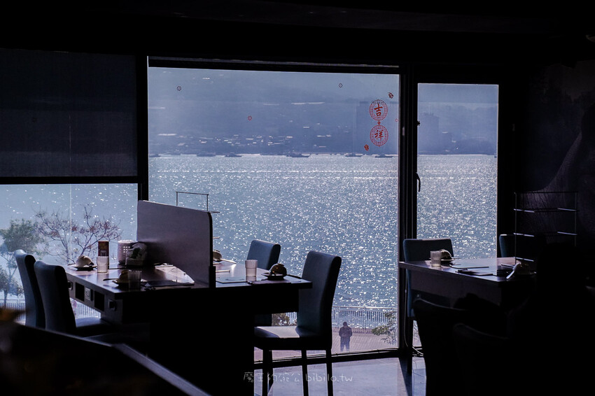 肉多多 淡水中正店 Ｘ魔王 火鍋第一品牌排隊名店 蔬食者天堂 35種蔬菜無限吃 浮誇大肉盤 淡水老街人氣火鍋