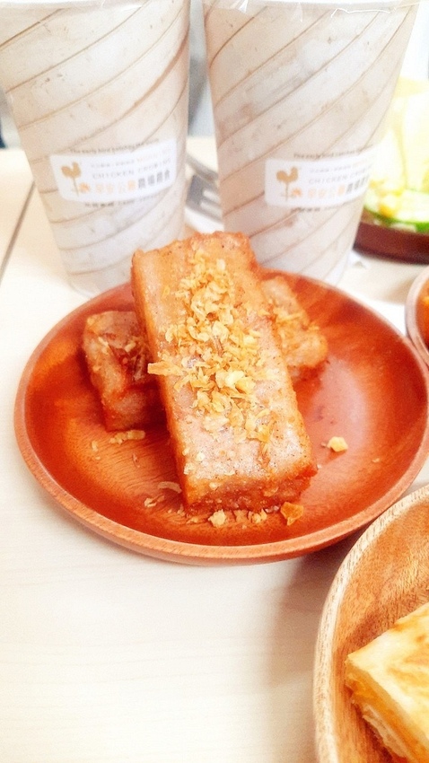 美食 ░ 網友推薦全台十大連鎖早午餐_ 早安公雞農場晨食 , 高雄必吃早午餐克雞腿老麵堡_42.jpg