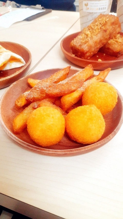 美食 ░ 網友推薦全台十大連鎖早午餐_ 早安公雞農場晨食 , 高雄必吃早午餐克雞腿老麵堡_37.jpg