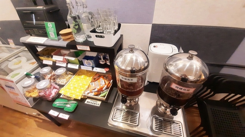 美食 ░ 南部桌遊餐廳推薦B%26;B 桌遊 飲品 餐食  FOOD STUDIO BOARDGAME %26; BUFFET，玩桌遊+Buffet自助餐吃到飽_128.jpg