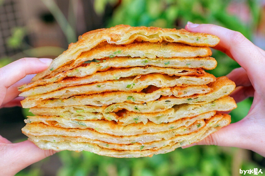 天津正宗蔥油餅王黎明店